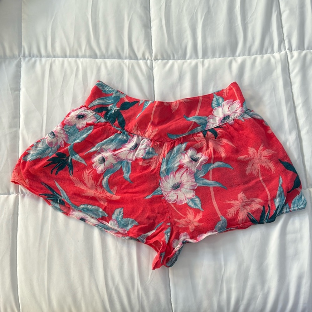 American Eagle floral shorts